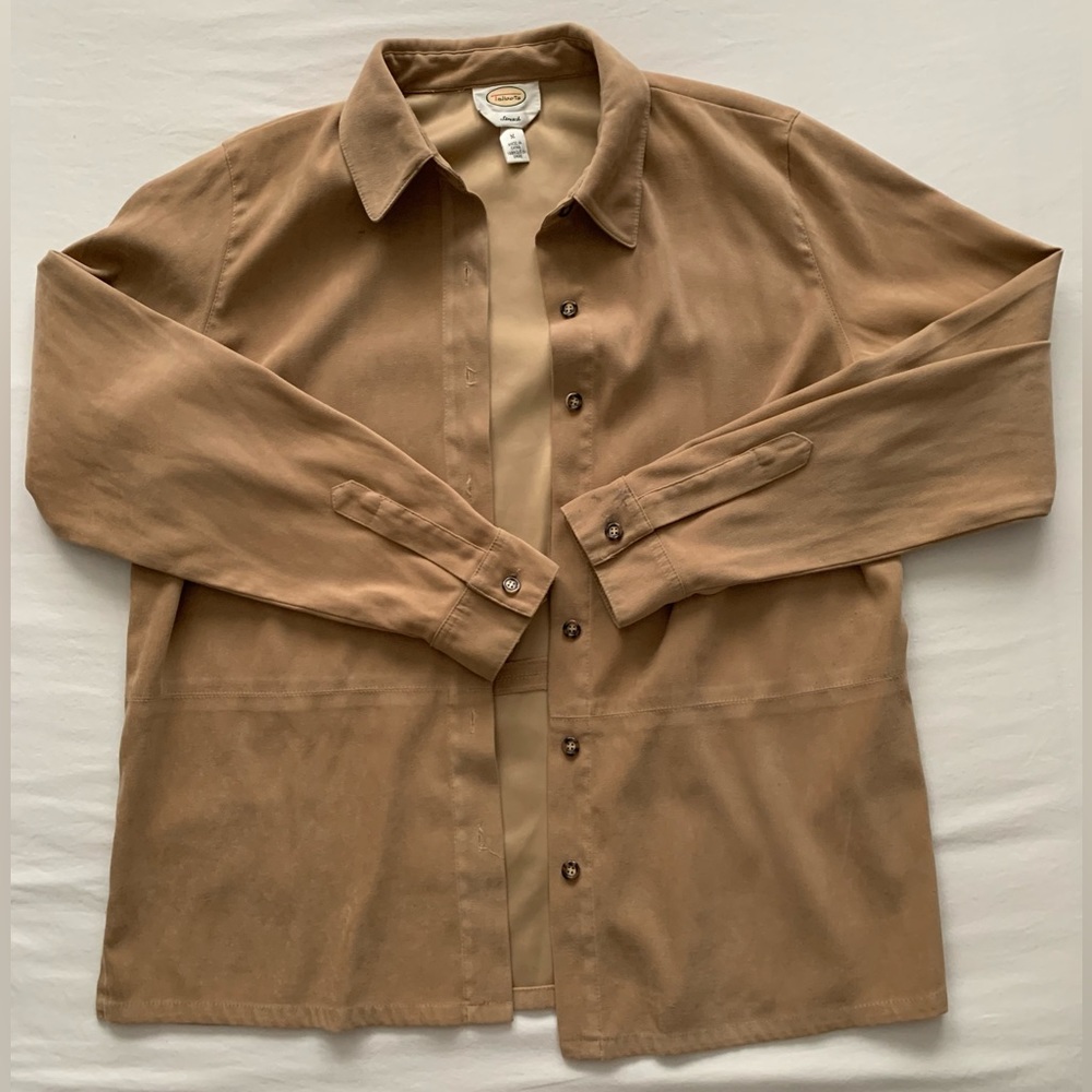 Women’s Tan Button Down Throwover